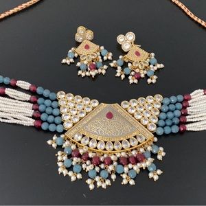 Choker Necklace Set